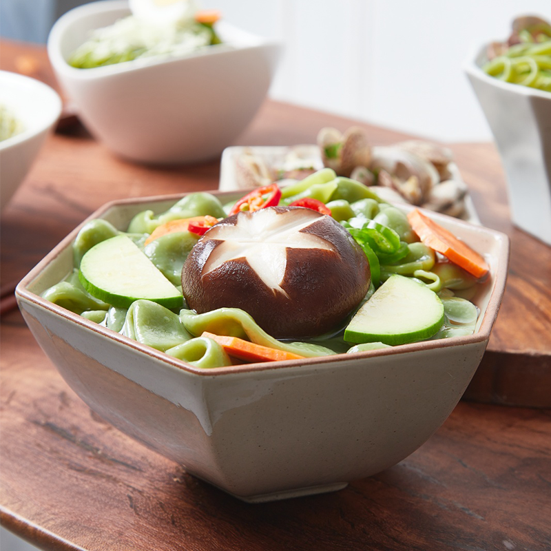 건강면, 해초원, 해초만나냉면, 해초만나쫄면, 해초만나 수제비, 해초만나국수, 해초, 해초국수, 해초만나, 냉면, 국수, 쫄면, 수제비, 건강국수, 칼국수, 해초만나칼국수, 다시마, 미역,